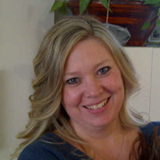 Angela Labonte full time travel agent with tripcentral.ca in Conestoga Mall in Waterloo ON