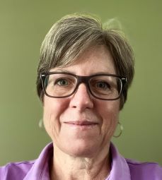 Diane Robinson Headshot