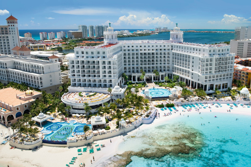 Riu Palace Las Americas Cancun Packages