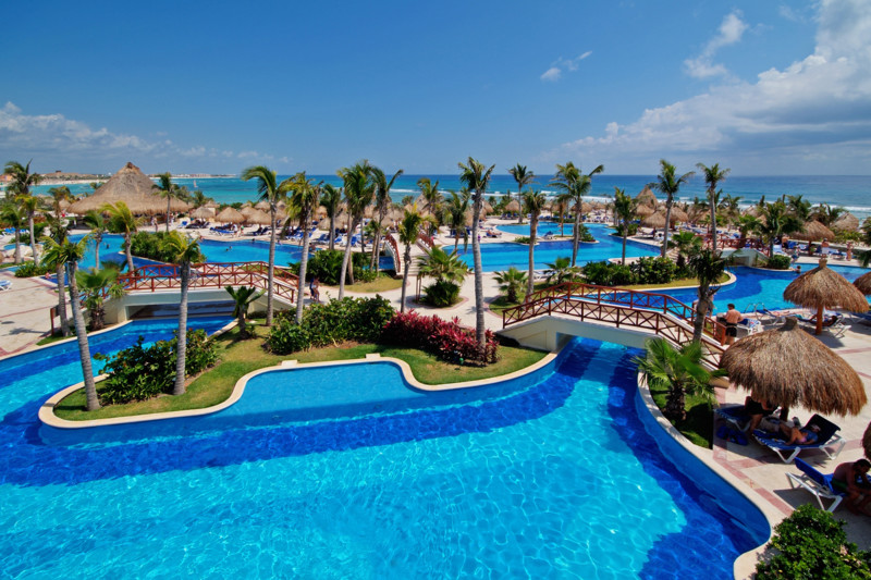 Bahia Principe Luxury Akumal Packages