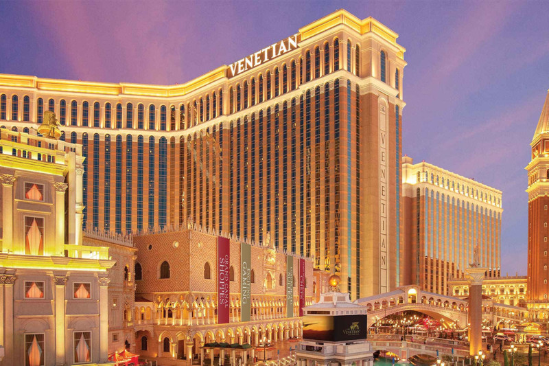 Las Vegas Vacations from Toronto $481